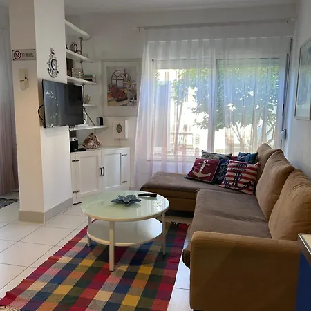 Beachfront In Qerret, Albania Апартаменты