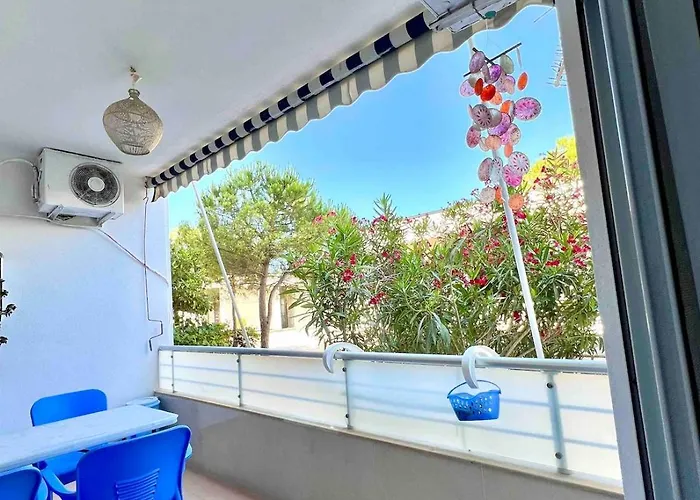 Wake Up By The Sea-beachfront In Qerret, Albania Apartment Golem (Tirana)